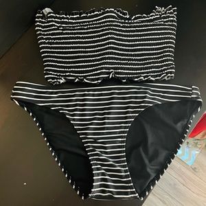 Xhilaration🖤 black&white striped bandeau swim set